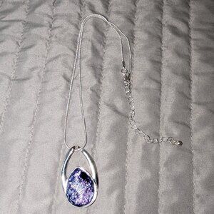 $1 with Bundle ~ Modern Silver Teardrop Pendant Necklace 6063